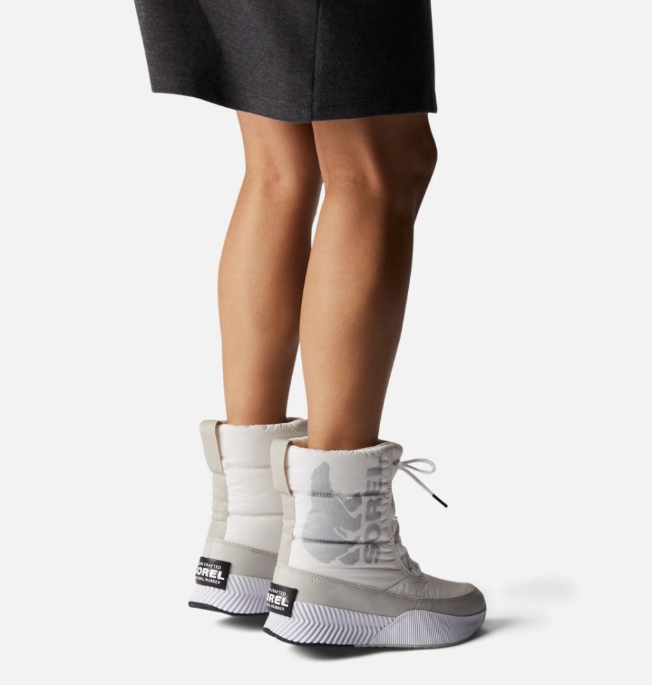 Sorel Schweiz Damen Out 'n About Iii Bauschiger Spitzenstiefel Weiß-reines Silber