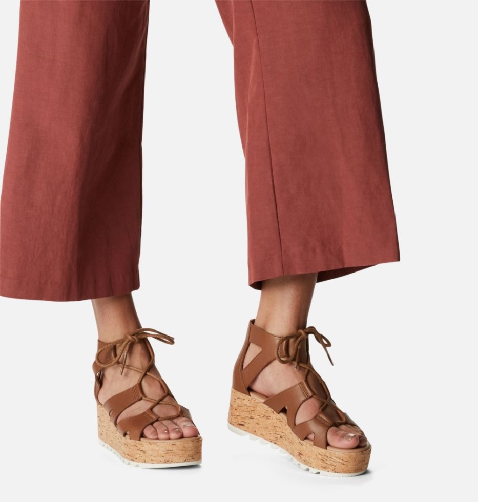 Cameron Flatform Damensandalen Mit Keilabsatz Aus Spitze Sorel Schweiz Samt Tan-kreide